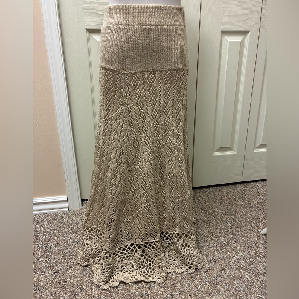 Lapis by Anthropologie Size Medium Taupe Crochet Maxi Skirt